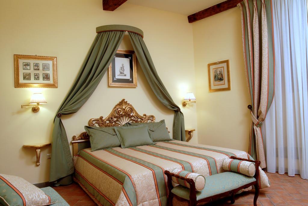 La Casa Del Garbo - Luxury Rooms & Suite Florencja Pokój zdjęcie